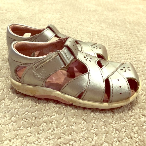 stride rite silver sandals